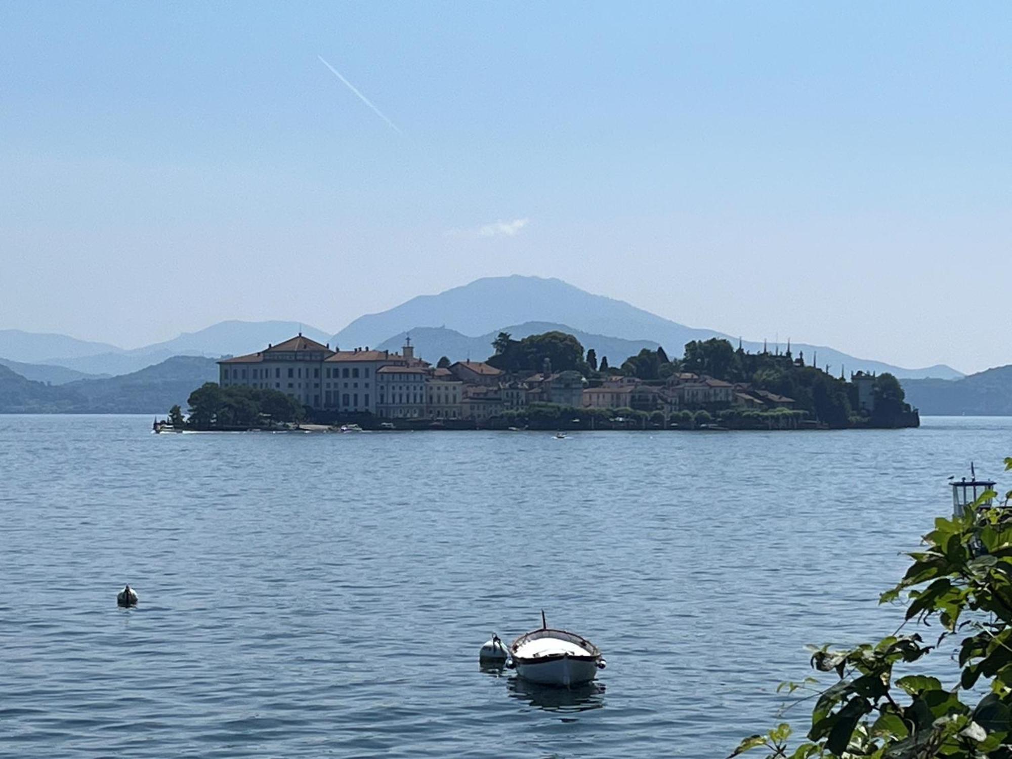 - Isola Madre Apartment *